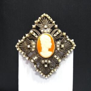 Vintage Cameo Lucite Brooch Pendant Faux Pearl Gold Tone Victorian Style